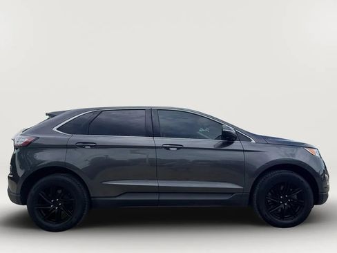 Used 2017 Ford Edge SEL w/ Equipment Group 201A AWD/4WD image 7