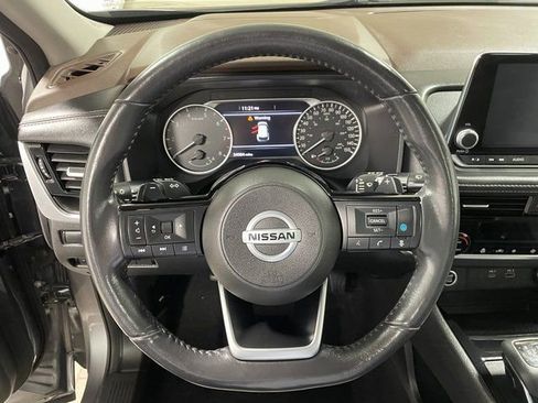 Used 2021 Nissan Rogue SV AWD/4WD image 14