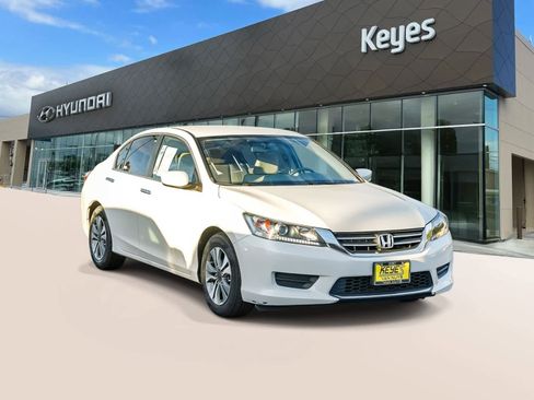 Used 2013 Honda Accord LX image 3