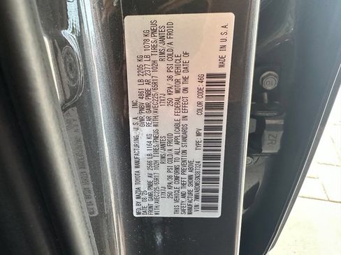 Used 2025 MAZDA CX-50 AWD 2.5 S w/ Premium Package image 41