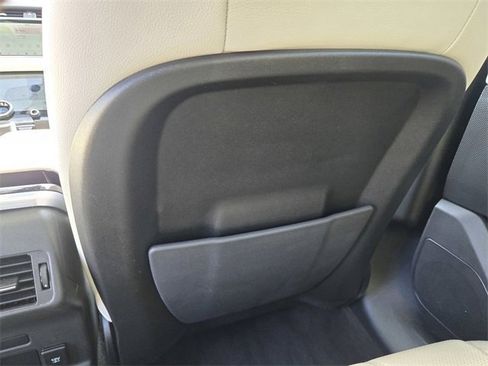 Used 2020 Land Rover Range Rover Velar S image 15