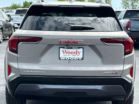 New 2026 GMC Terrain AT4 image 9
