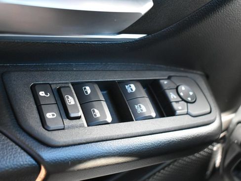 Used 2025 RAM 1500 Big Horn AWD/4WD image 24