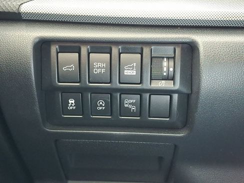 Used 2021 Subaru Forester Limited AWD/4WD image 25