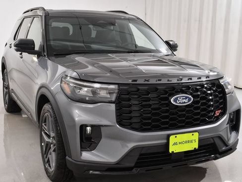 New 2026 Ford Explorer ST AWD/4WD image 4