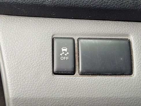 Used 2015 Nissan NV200 S FWD image 7
