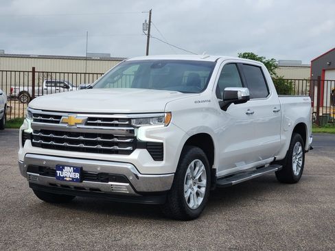 Certified 2022 Chevrolet Silverado 1500 LTZ image 3
