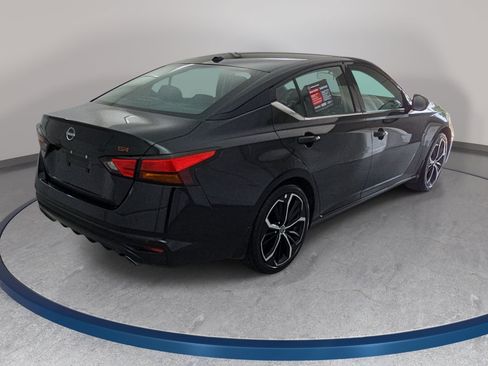 Certified 2025 Nissan Altima 2.5 SR FWD image 5