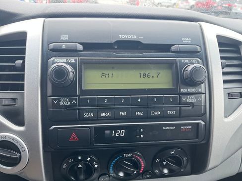 Used 2012 Toyota Tacoma 4x4 Access Cab V6 image 19