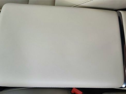 Used 2023 Tesla Model X image 48