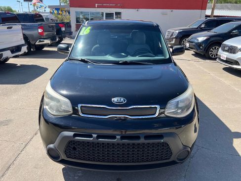 Used 2016 Kia Soul FWD image 3