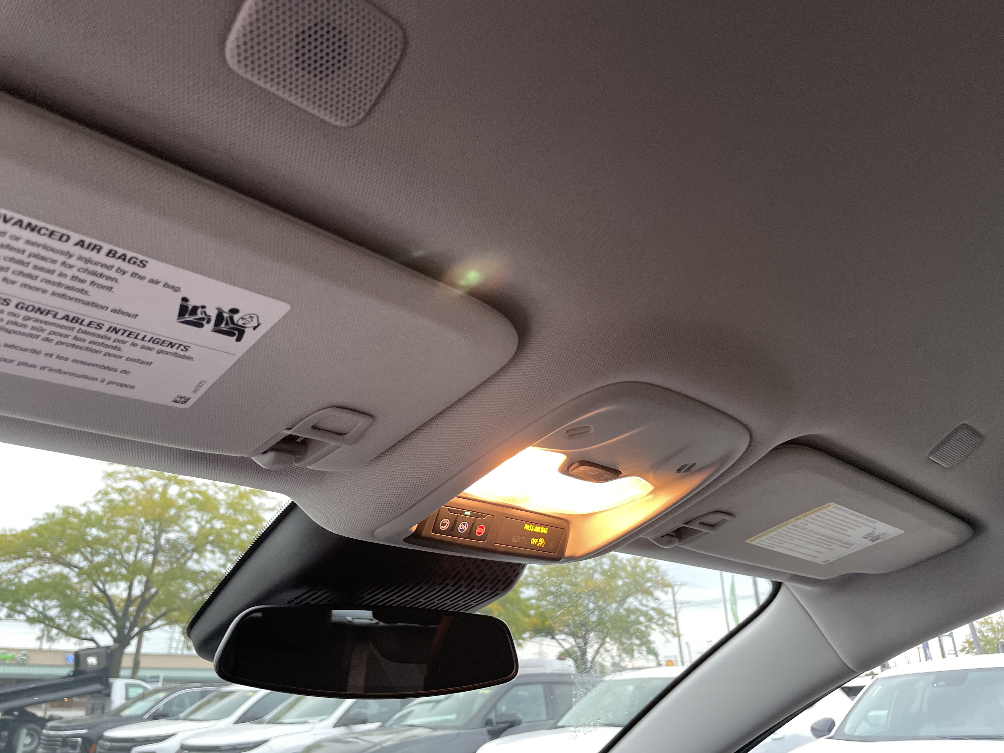New 2027 Chevrolet Bolt LT w/ Comfort Package FWD image 25