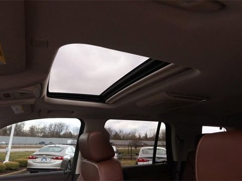 Used 2017 Chevrolet Tahoe Premier image 9