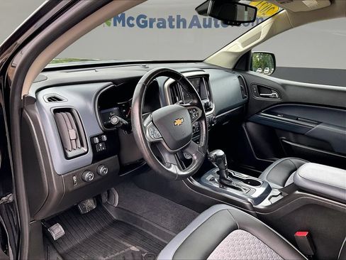 Used 2021 Chevrolet Colorado Z71 w/ Z71 Midnight Edition AWD/4WD image 19