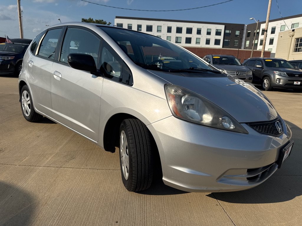 Used 2011 Honda Fit image 3