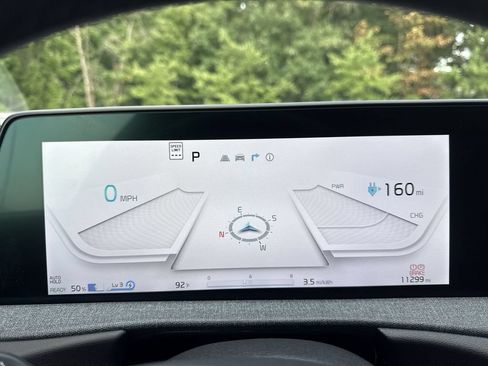 Used 2024 Kia EV6 Wind w/ Wind Technology Package AWD/4WD image 10