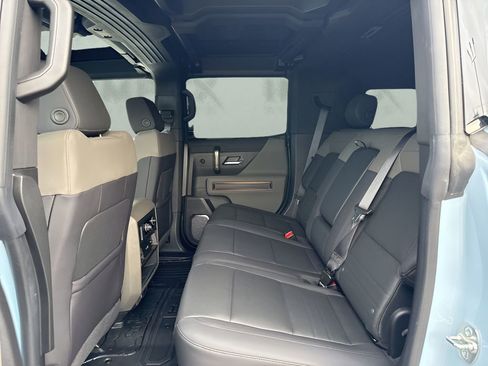 Used 2025 GMC Hummer EV 2X AWD/4WD image 12