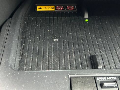 Used 2026 Toyota Corolla Cross AWD Hybrid image 27