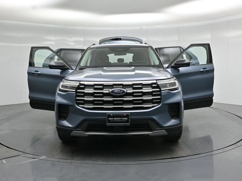 New 2026 Ford Explorer Active RWD image 29