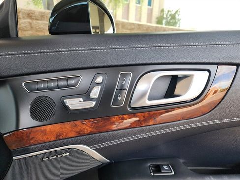 Used 2014 Mercedes-Benz SL 550 w/ Sport Wheel Package image 84