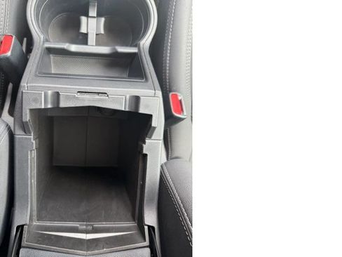 Used 2023 Subaru Forester Premium AWD/4WD image 17