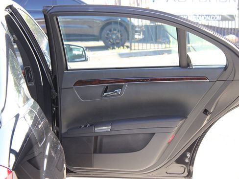 Used 2013 Mercedes-Benz S 550 w/ Sport Pkg Plus One image 7