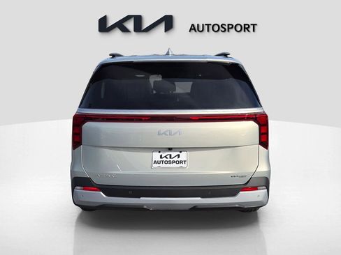 New 2026 Kia Carnival EX image 9