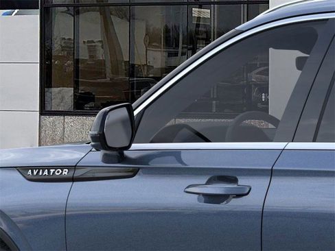 New 2026 Lincoln Aviator AWD image 20