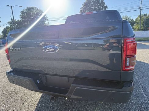 Used 2017 Ford F150 Lariat w/ Equipment Group 502A Luxury AWD/4WD image 18