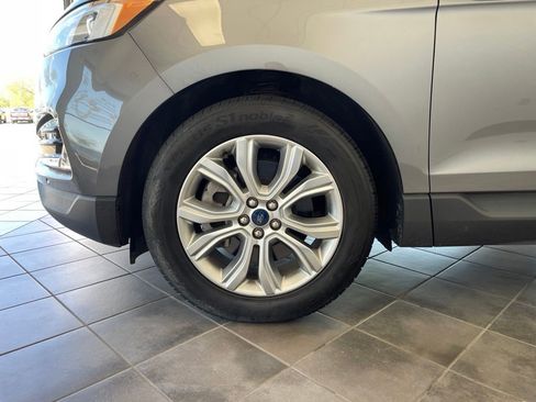 Used 2021 Ford Edge Titanium w/ Class II Trailer Tow Package AWD/4WD image 17