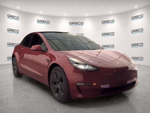 Used 2023 Tesla Model 3 Standard Range RWD image 1
