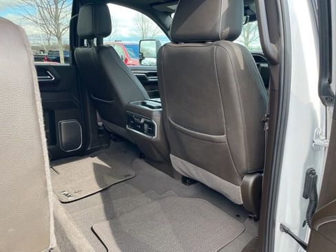 Used 2024 GMC Sierra 2500 Denali w/ Denali Reserve Package image 12