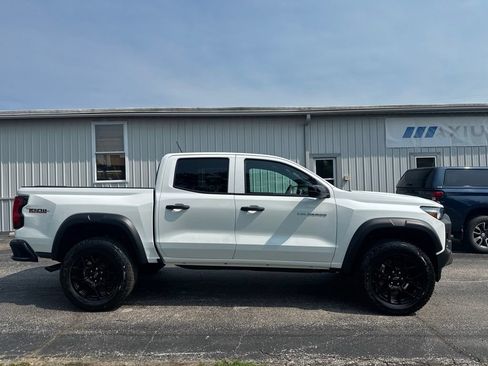 New 2026 Chevrolet Colorado Trail Boss AWD/4WD image 8