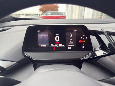 Used 2021 Volkswagen ID.4 Pro w/ ID.4 Protection Package image 9