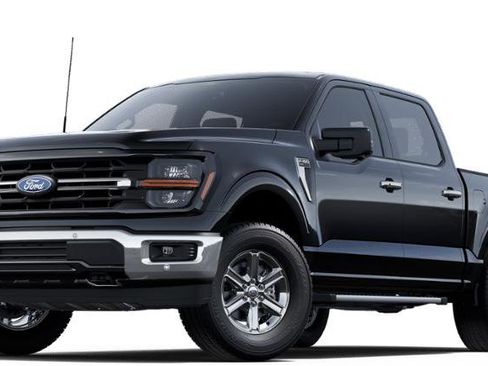 New 2025 Ford F150 XLT w/ Equipment Group 302A MID image 32