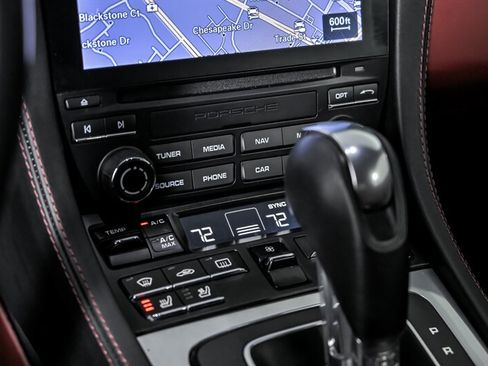 Used 2018 Porsche 718 Cayman S image 31