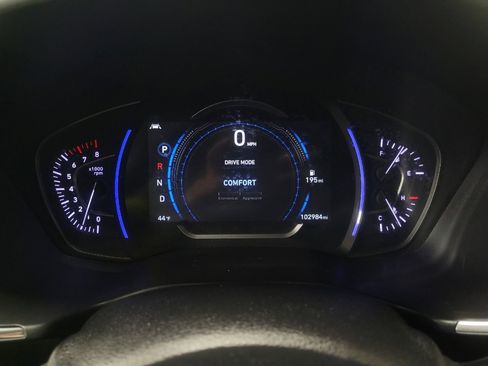 Used 2020 Hyundai Santa Fe SEL w/ Convenience Package image 23