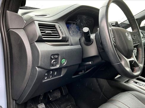 Used 2022 Honda Passport TrailSport image 19