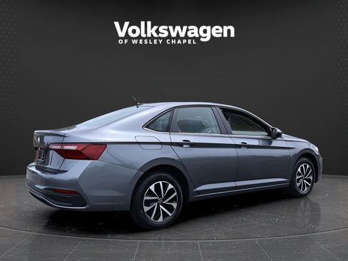 Certified 2024 Volkswagen Jetta S FWD image 8