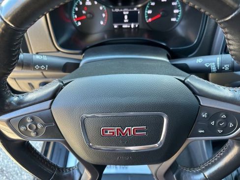 Used 2022 GMC Canyon AT4 image 17