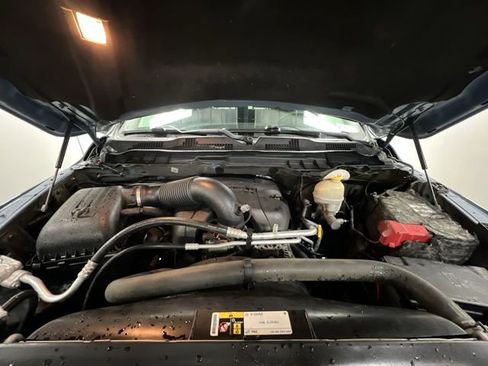 Used 2015 RAM 1500 Sport w/ Ceramic Blue Sport Package image 30