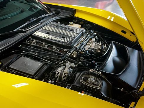 Used 2017 Chevrolet Corvette Z06 RWD image 40