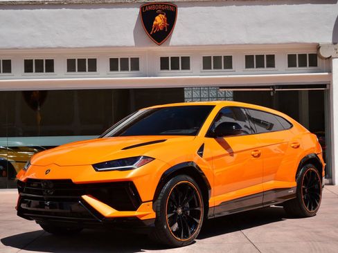 Used 2024 Lamborghini Urus S AWD/4WD image 13