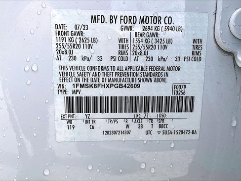 Used 2023 Ford Explorer Limited image 31