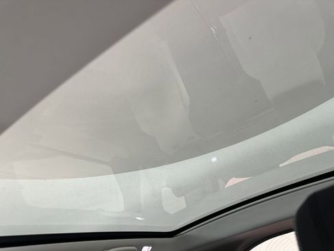 Used 2024 Land Rover Discovery Sport S image 12