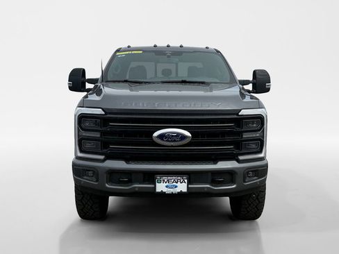 New 2025 Ford F350 Platinum w/ Tremor Off-Road Package AWD/4WD image 9