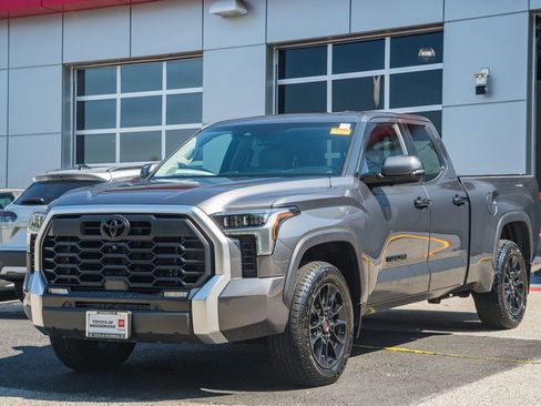 Used 2022 Toyota Tundra Limited w/ TRD Off-Road Package AWD/4WD image 3
