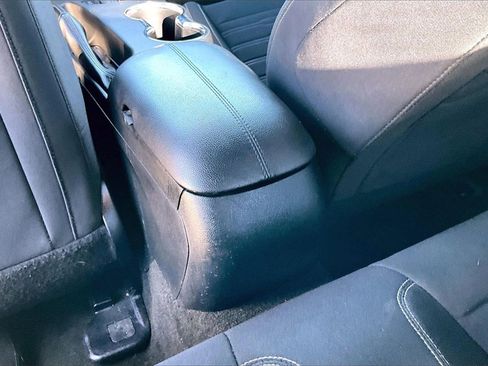 Used 2016 Ford Mustang Coupe image 33