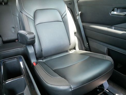 Certified 2024 Nissan Pathfinder SL w/ SL Premium Package AWD/4WD image 14