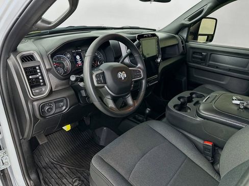 Used 2024 RAM 2500 Tradesman w/ Chrome Appearance Group AWD/4WD image 30
